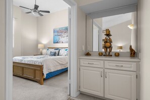 2 bedrooms, desk, iron/ironing board, free WiFi