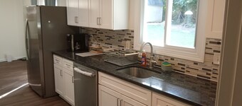 3Br/2Ba Family home close to Washington DC, Very close to many attractions.