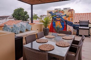 Açık havada yemek servisi