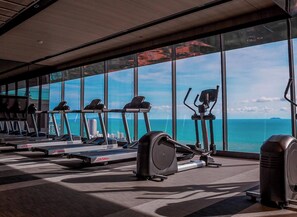Condo, 1 Bedroom, Accessible, Smoking | Fitness studio