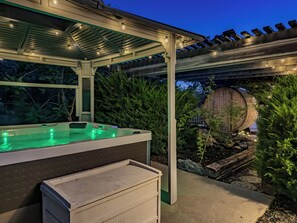 Bain à remous extérieur