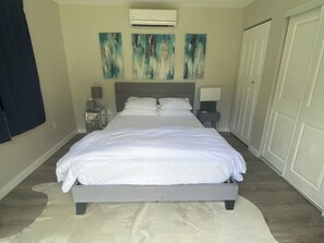 1 Schlafzimmer, Schreibtisch, Bügeleisen/Bügelbrett, kostenloses WLAN