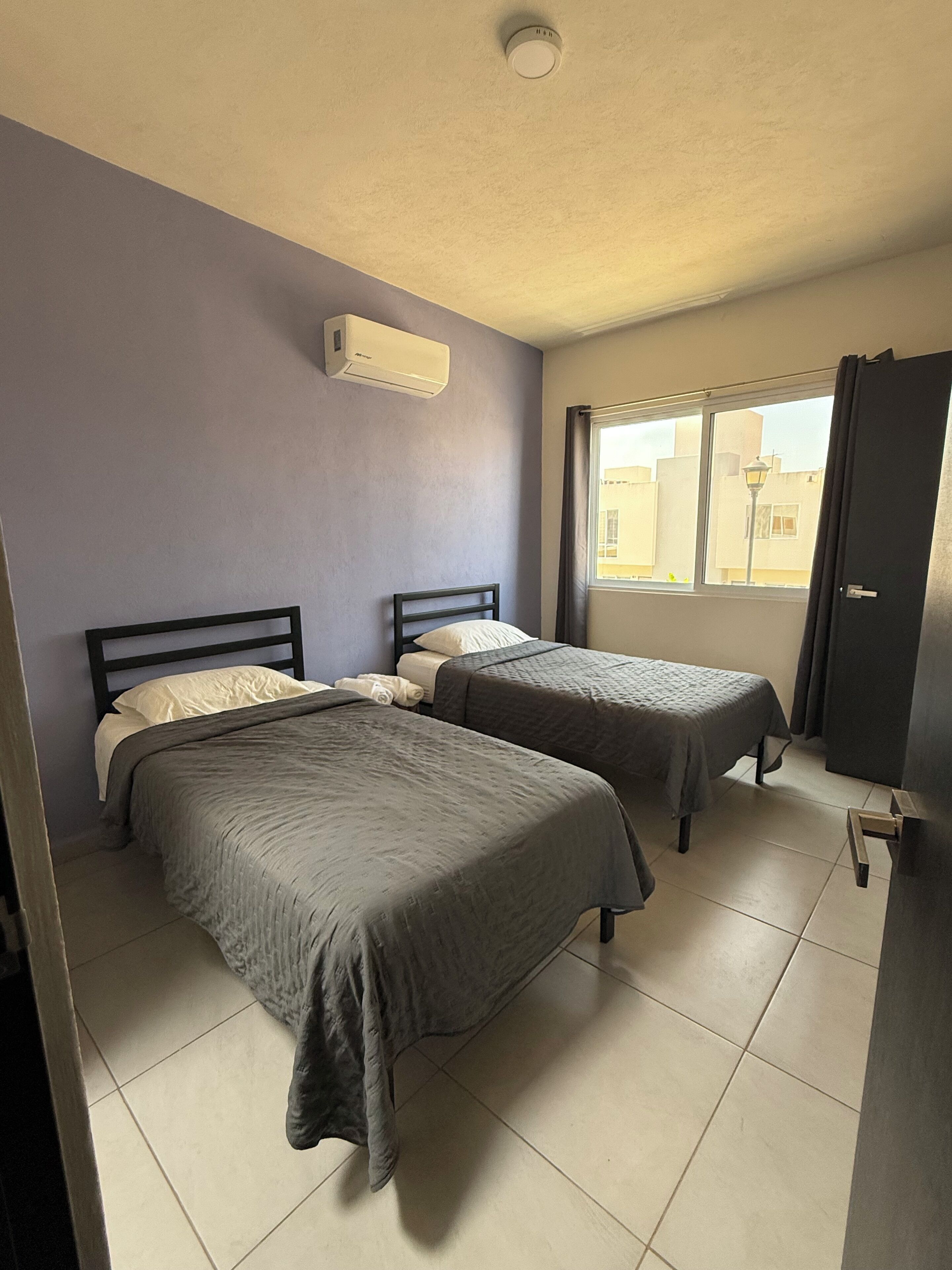 3 多间卧室、熨斗/熨衣板、WiFi、床单