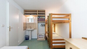 3 habitaciones y acceso a internet