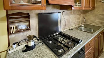 Oven, stovetop