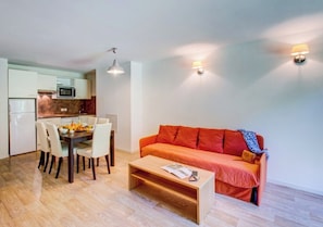 TV - Résidence Les Balcons d’Aix 2P7N (Les Déserts)