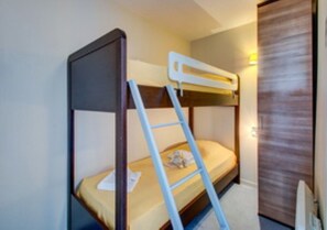1 habitación y acceso a internet