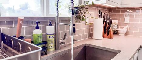 Microwave, oven, stovetop, dishwasher