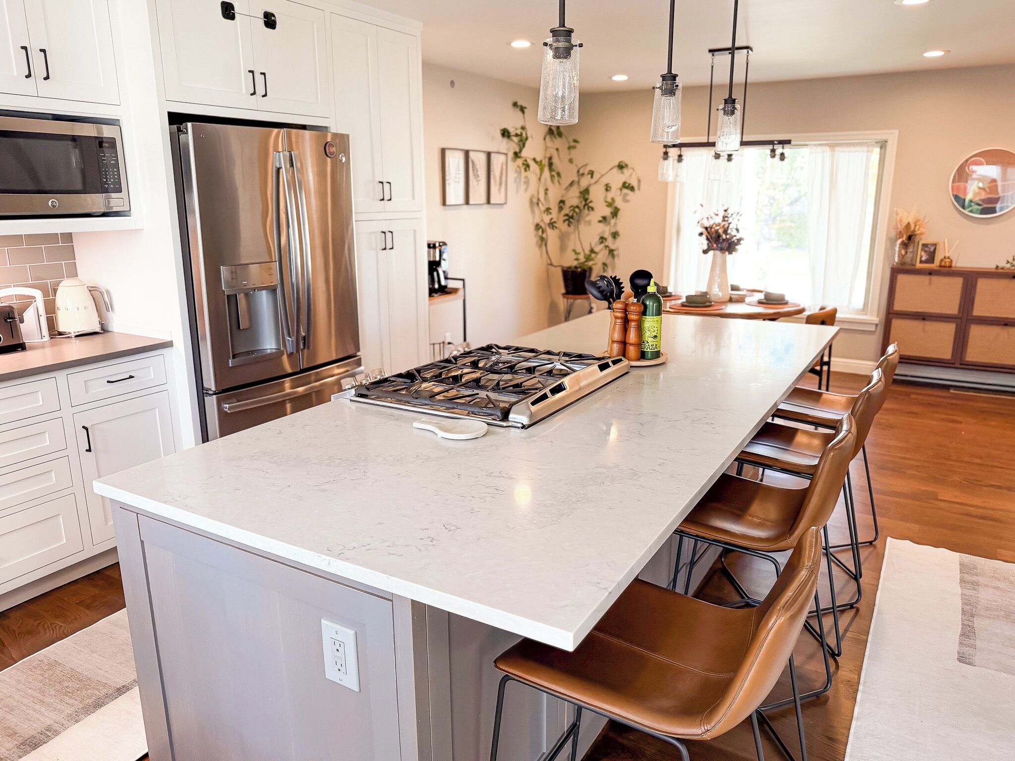 ميكروويف، فرن، موقد طهي مسطح، غسالة أطباق