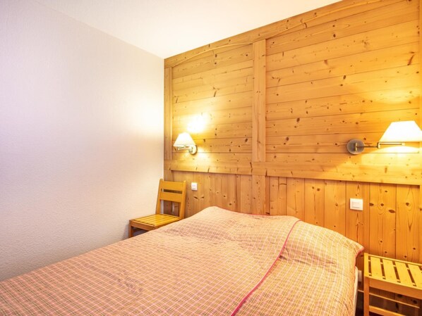 3 bedrooms, Internet