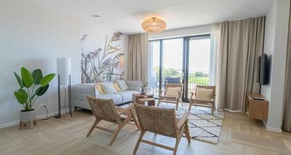 Luxury Beach Apartment | 8 Pers.