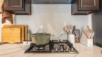Microwave, stovetop