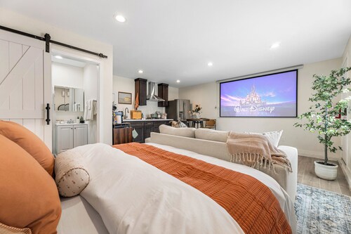 Charming Studio Gem in Anaheim 8' From Disney/Convention/Angel/Knotts