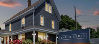 Premium Double Queen Studio | The Beverly | Minutes to Peabody Essex Museum