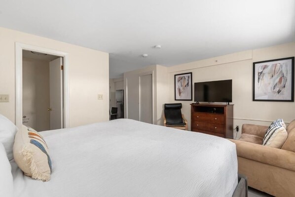 1 chambre, fer et planche à repasser, Wi-Fi gratuit, draps fournis