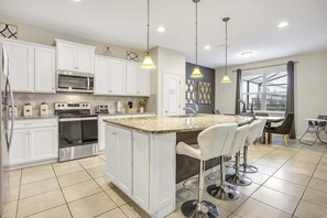 Villa (5 Bedrooms) | Interior