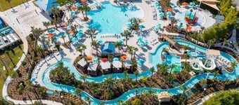 2440 One of a Kind 5bd&4ba Villa