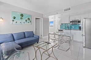 Interior - Enclave Swanky (Orlando)