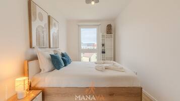 2 bedrooms, Internet