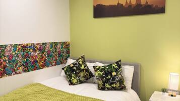 1 bedroom, WiFi, bed sheets