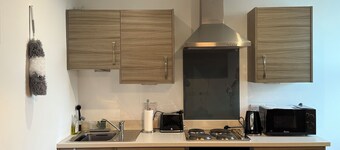Elegant Apartment for both business and leisure travellers! Fully furnished