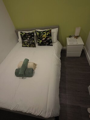 1 Schlafzimmer, WLAN, Bettwäsche