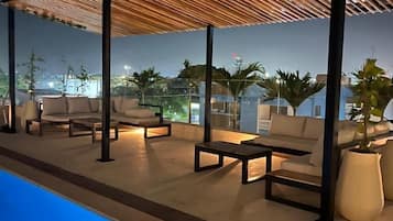 Apartment | Pool | Outdoor pool