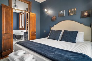 1 chambre, fer et planche à repasser, Wi-Fi gratuit, draps fournis