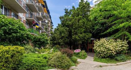 HostPro Tbilisi | Spacious 2BR Apt with Balcony | Jikia House