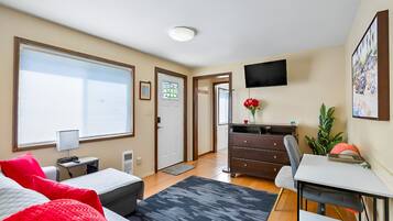 1 bedroom, iron/ironing board, travel crib, WiFi