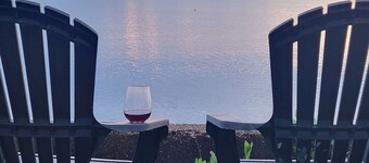 Full Apt with large kitchen across the street from the beach.