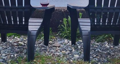 Full Apt with large kitchen across the street from the beach.