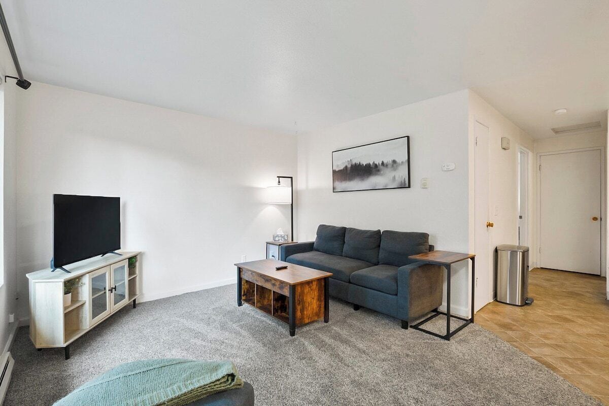 Téléviseur, bureau