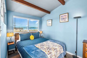 Iron/ironing board, travel crib, WiFi, bed sheets