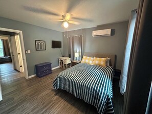 3 chambres, bureau, Wi-Fi gratuit, draps fournis