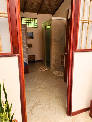 Villa, 3 Bedrooms, Private Pool, Garden View | Interior