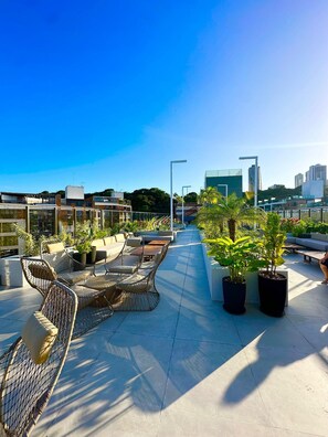 Basic Apartment | Terrace/patio