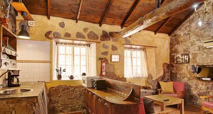 Authentic Canarian House in the Center o