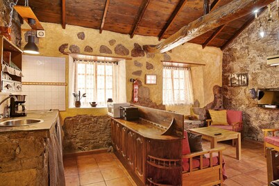 Authentic Canarian House in the Center o