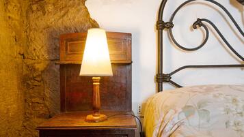 Gác, 2 phòng ngủ, hút thuốc, hồ bơi riêng