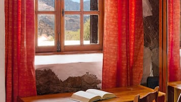 Loft, 2 Bedrooms, Smoking, Private Pool | Interior