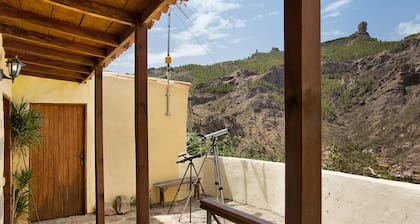 Authentic Canarian House in the Center o