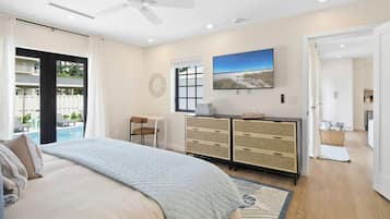 4 bedrooms, iron/ironing board, WiFi, bed sheets