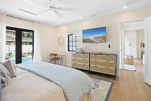 4 bedrooms, iron/ironing board, WiFi, bed sheets