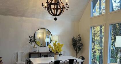 North Hills Chalet with Game Room