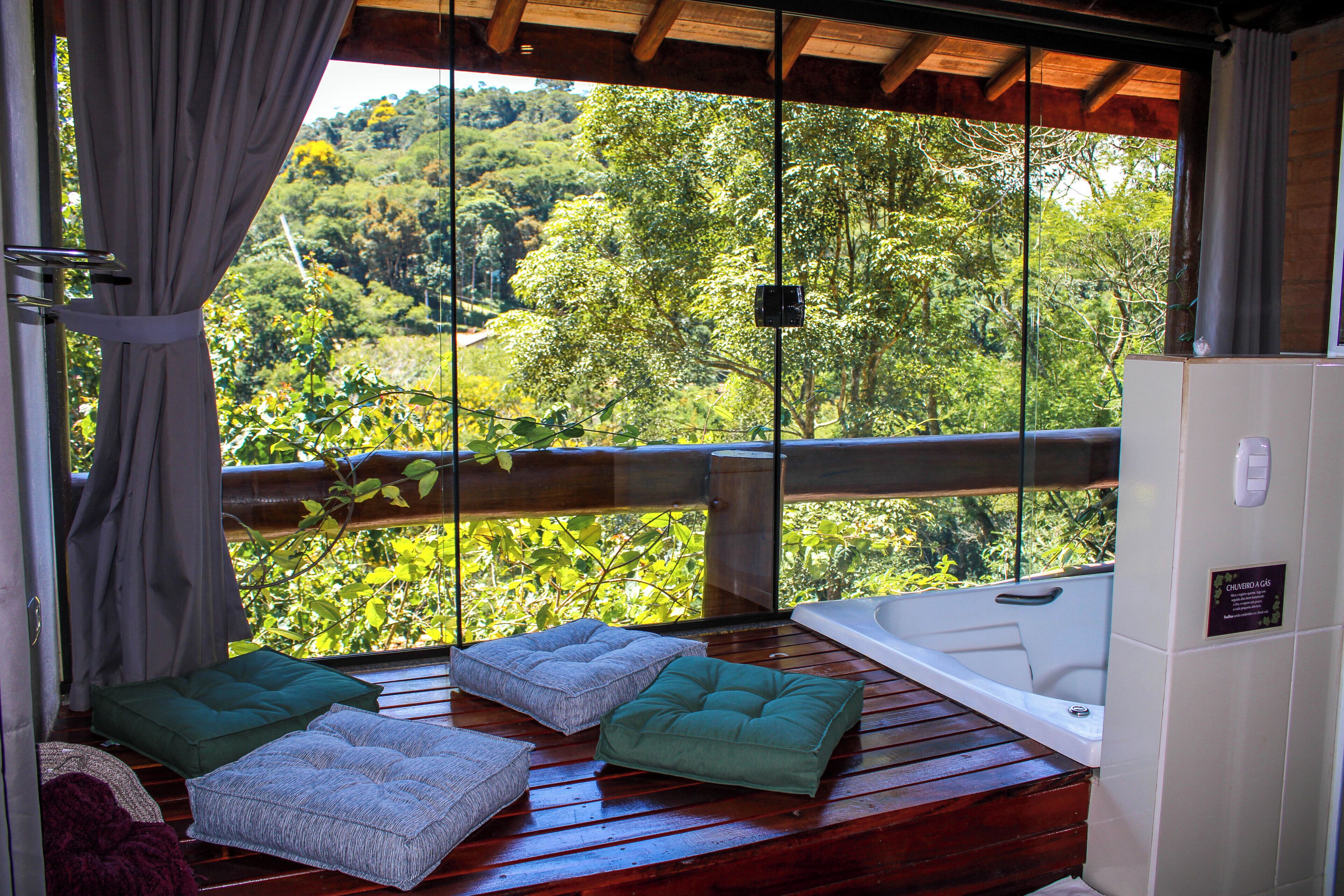 デラックス スイート 冷房 マウンテンビュー | 専用スパ浴槽