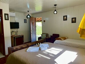 Comfort Chalet, Multiple Beds, Kitchen, Garden View
