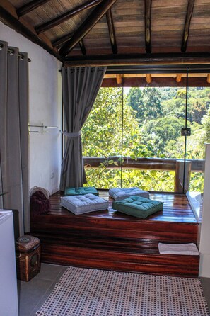 Deluxe Suite, Air conditioning, Mountain View
