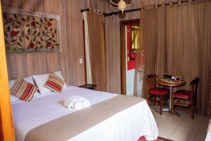 Comfort Suite, Balcony, Garden View