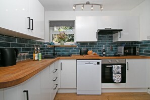 Microwave, oven, dishwasher